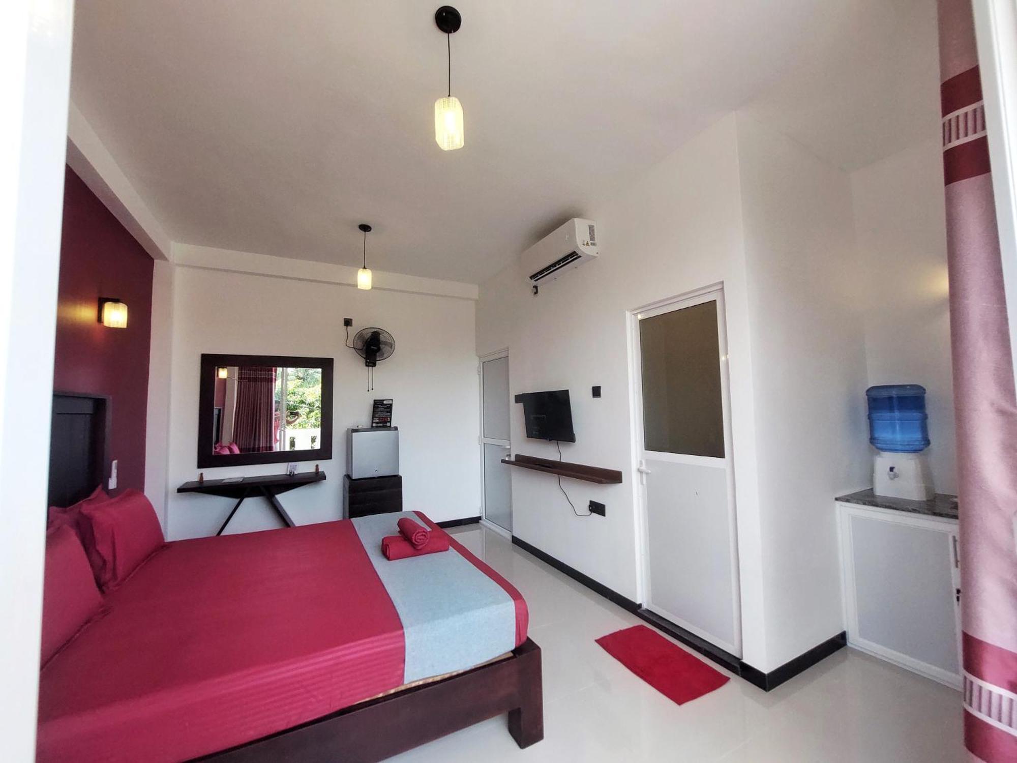 Chen Villa - Near Airport Negombo Eksteriør billede