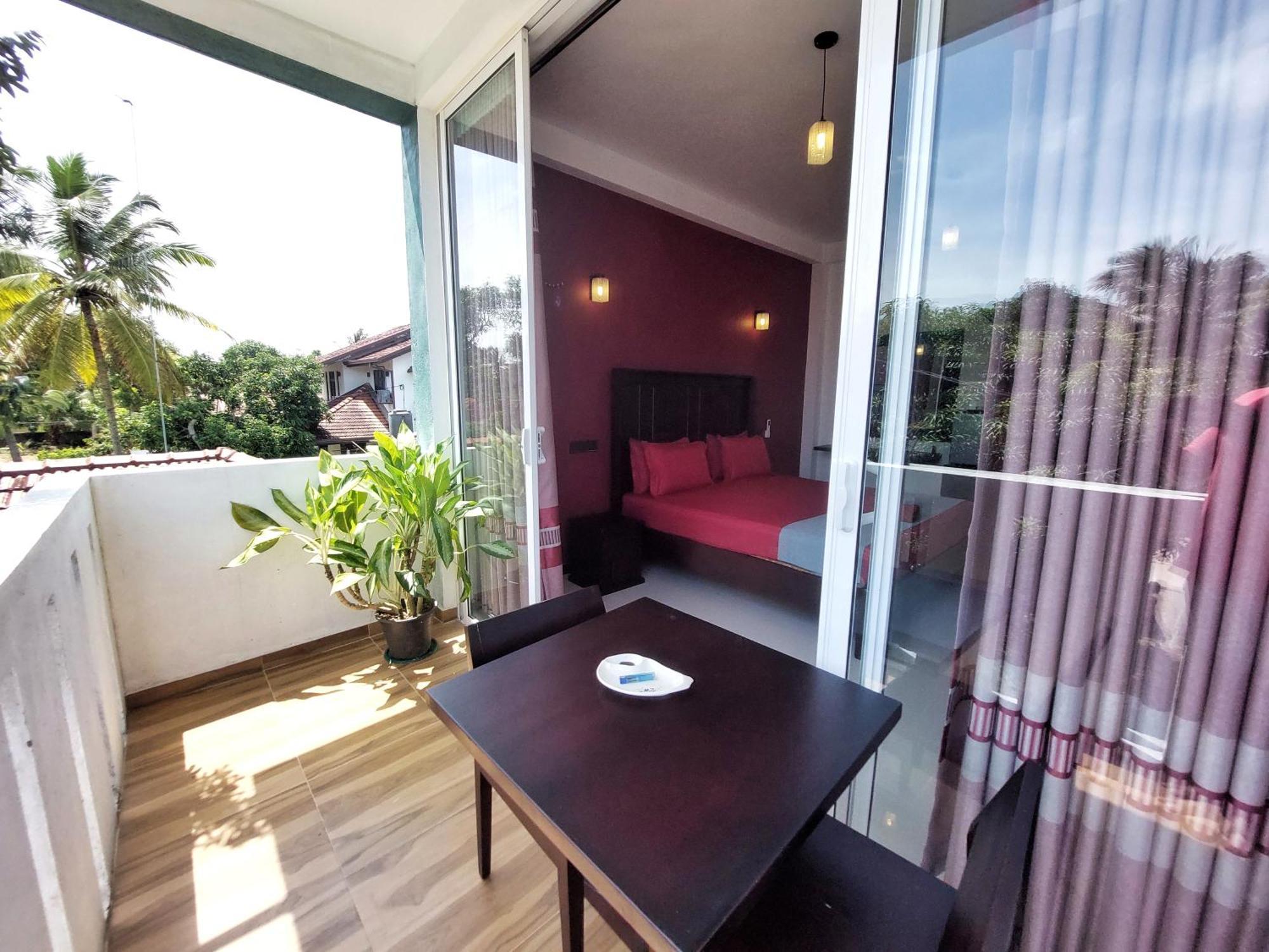 Chen Villa - Near Airport Negombo Eksteriør billede