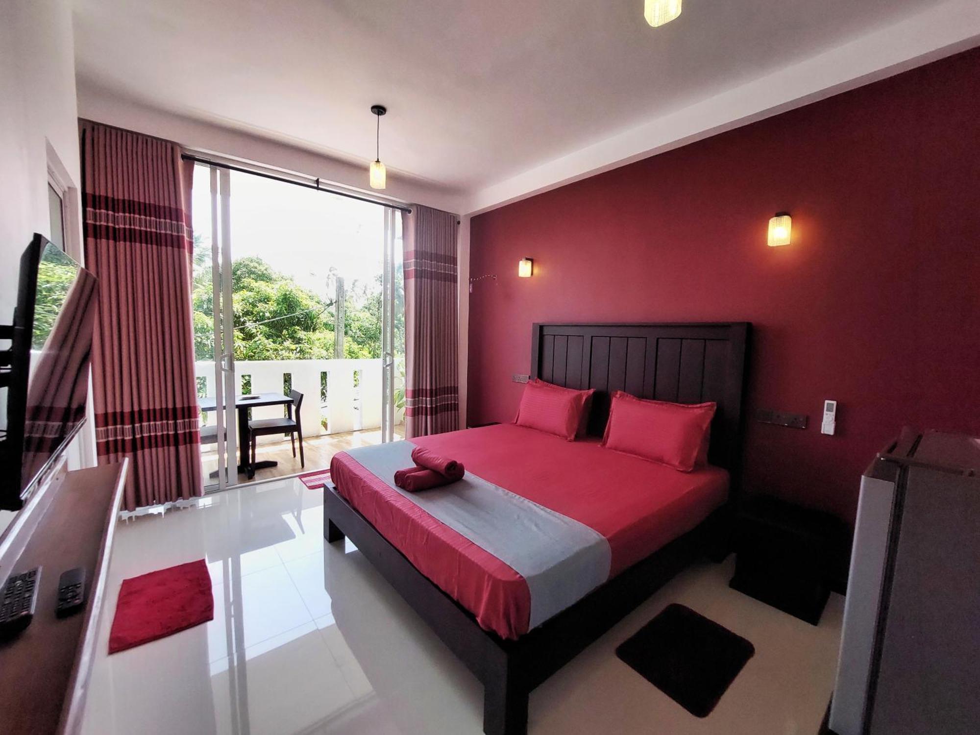 Chen Villa - Near Airport Negombo Eksteriør billede